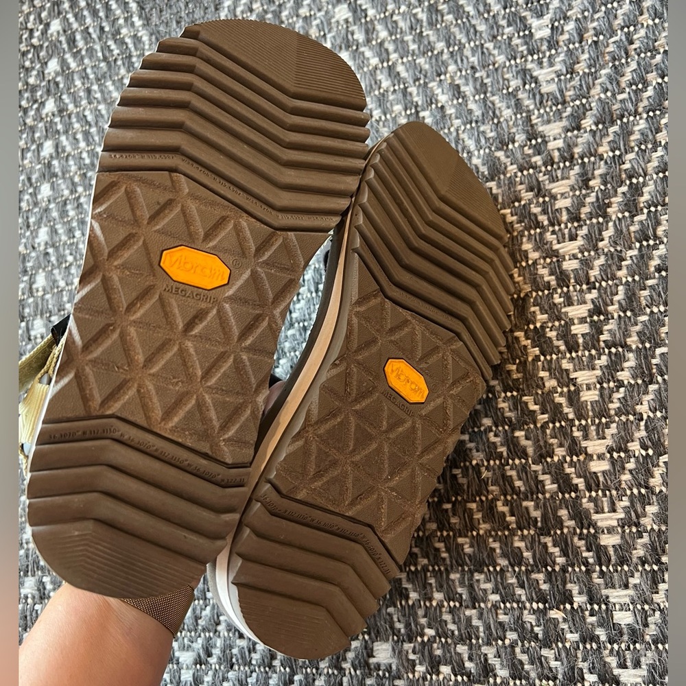 Women’s Teva Universal Trail Sandals 7 Sage Green - Picture 3 of 11